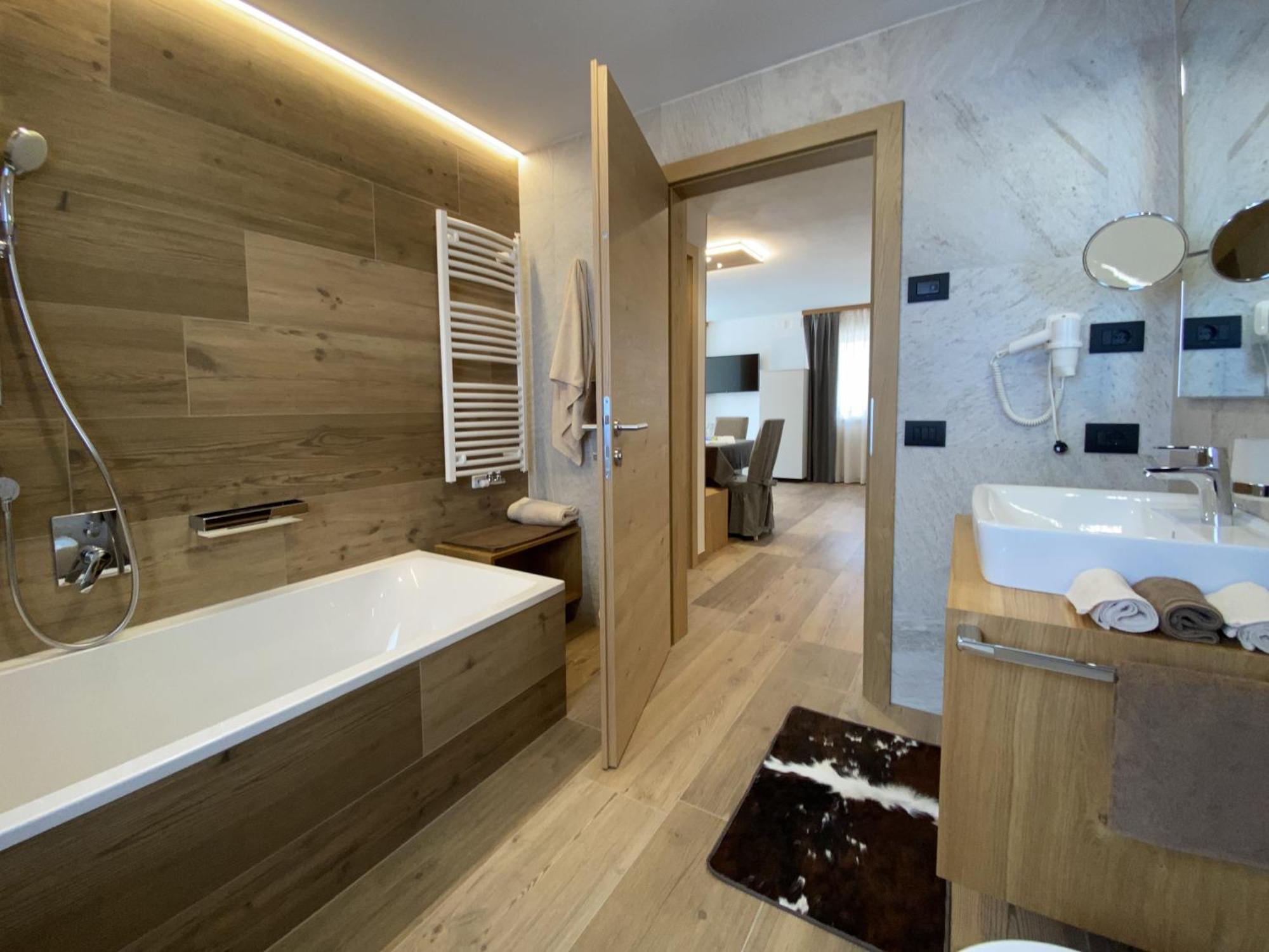Ciasa Nene Franzl Aparthotel Badia  Exteriör bild
